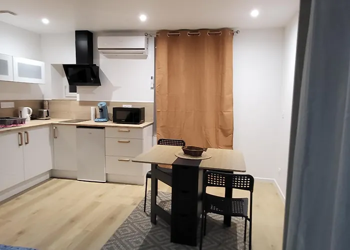 Riverside アパート